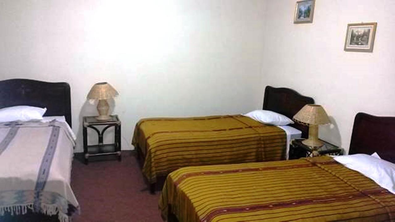 Hostal Casa Dona Mercedes Quetzaltenango Habitación foto